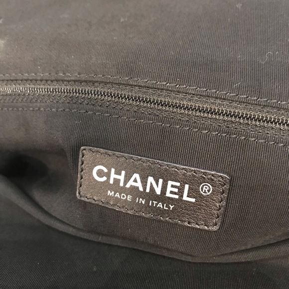 Authentic Chanel Iridescent Quilted Frame Bag - Picture 13 of 15